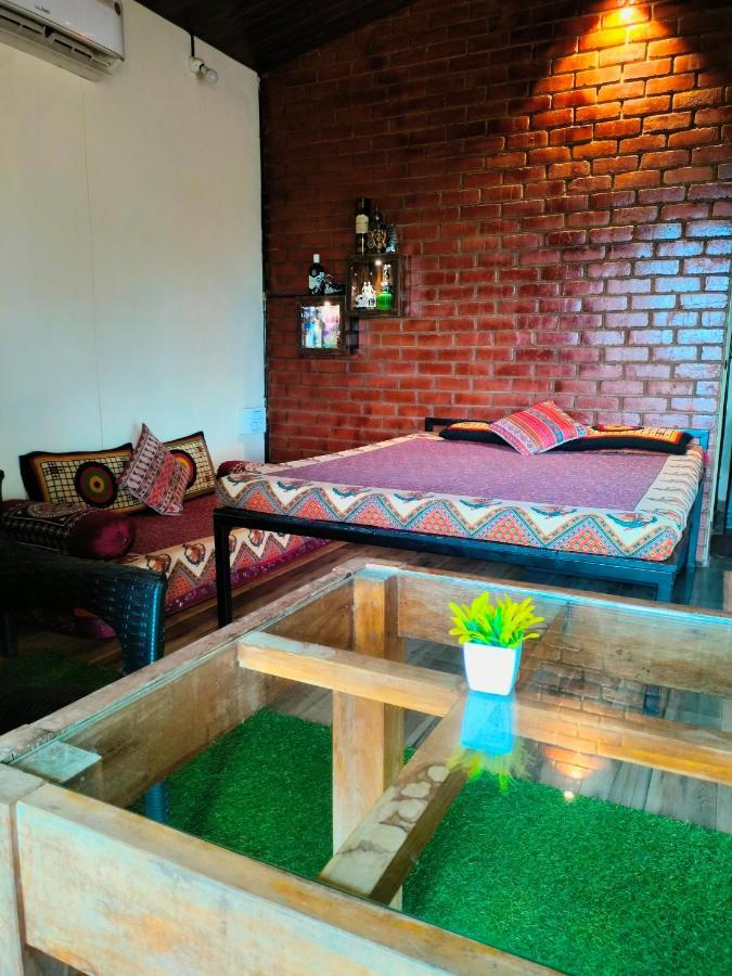 Riverstone Riverfront Farmhouse Гокарна Екстериор снимка